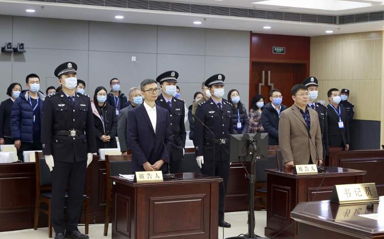 中国工程院院士李宁等贪污案二审宣判：对李宁改判有期徒刑十年