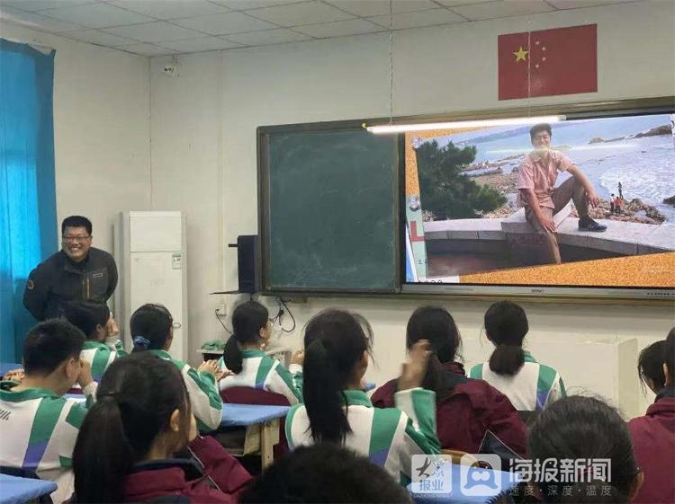 青岛智荣中学高明图片