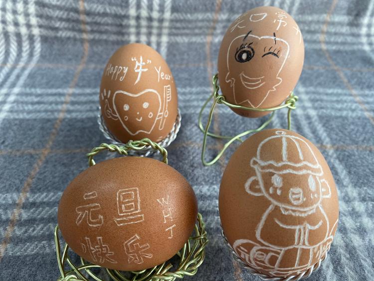 弘扬工匠精神欢庆新年元旦潍坊口腔医院举办鸡蛋雕花技能大赛