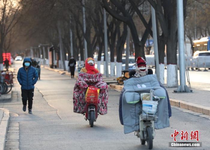 寒潮来袭多地气温大跳水，今冬为啥这么冷？