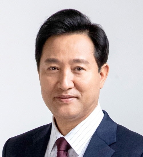 韩国首尔釜山补选市长 吴世勋朴亨埈分别当选