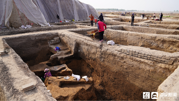 海报直击丨山东菏泽发现连片古墓增至198座,发掘出大量平民用陶器碎片