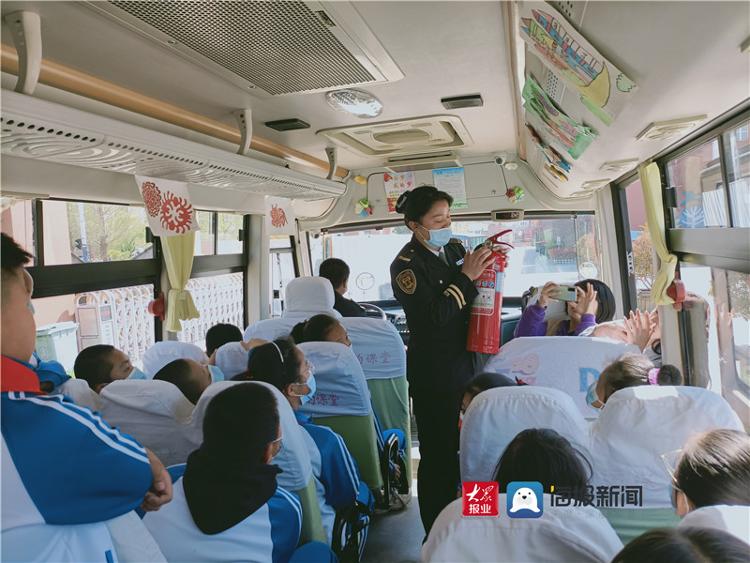 青島城運控股交運集團西海岸溫馨校車聯合新區珠山小學,海之韻小學,王