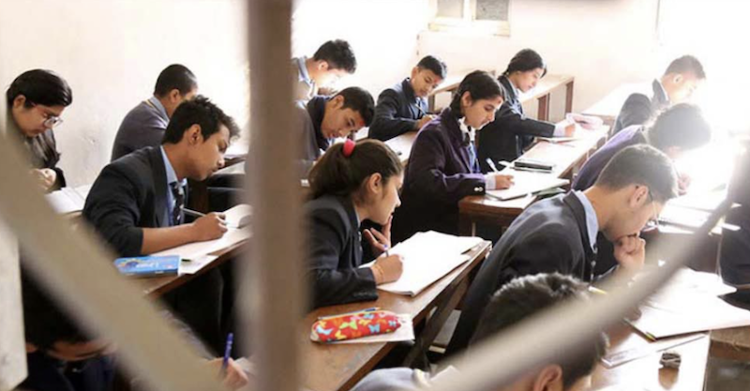 受疫情影响 尼泊尔暂停中学毕业考试及高考升学考试