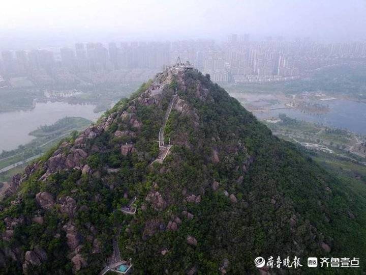 济南华山山顶图片