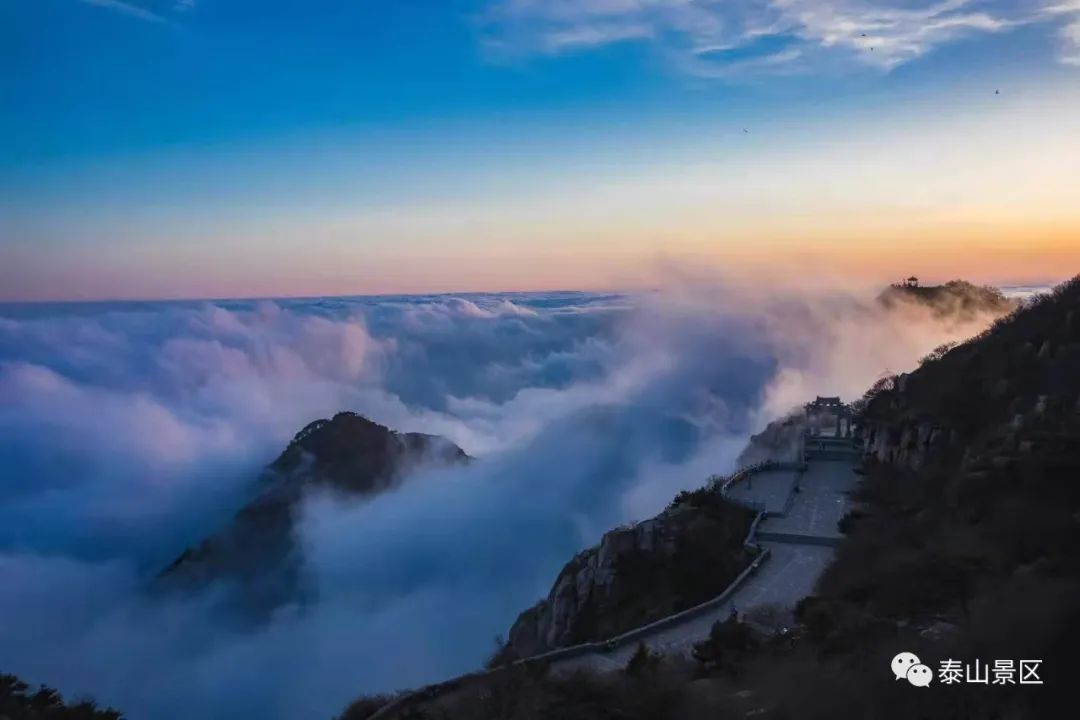 渺渺青峦 空灵仙境