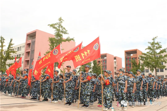 崇文中学江西图片