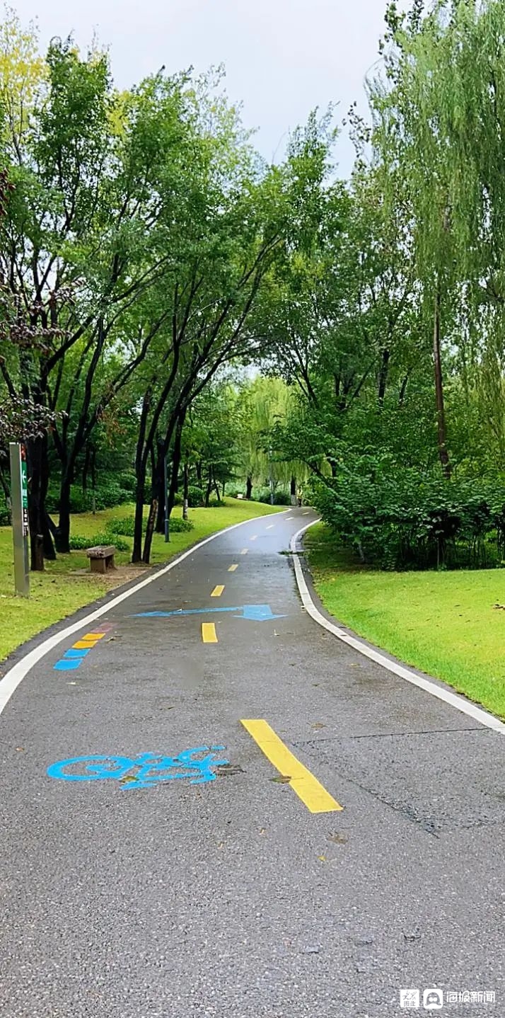 雨後迅速清理,濰坊市直公園景區美出新高度