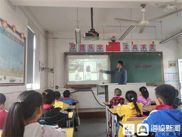 孙立立 通讯员 郭广超 烟台报道为了进一步提升烟台航天小学校园安全