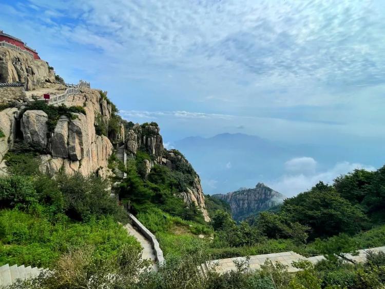 感受初秋泰山的良辰美景