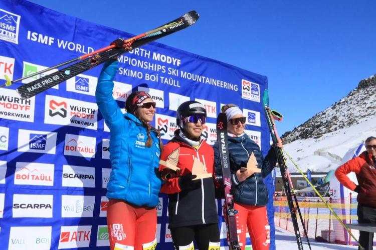 祝贺！中国队获得滑雪登山世锦赛首个冠军