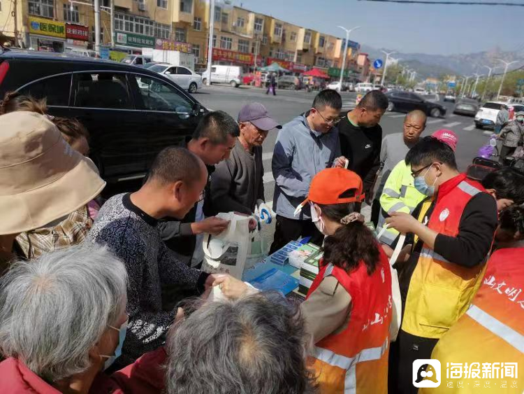 青島市嶗山區王哥莊街道六個注重力促中華人民共和國反有組織犯罪法