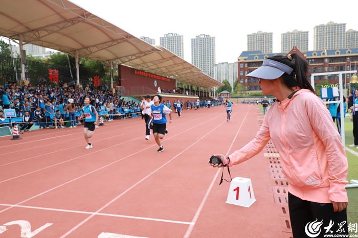 泰安附属中学图片