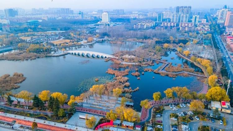 雙月湖公園雙月湖公園雙月湖公園