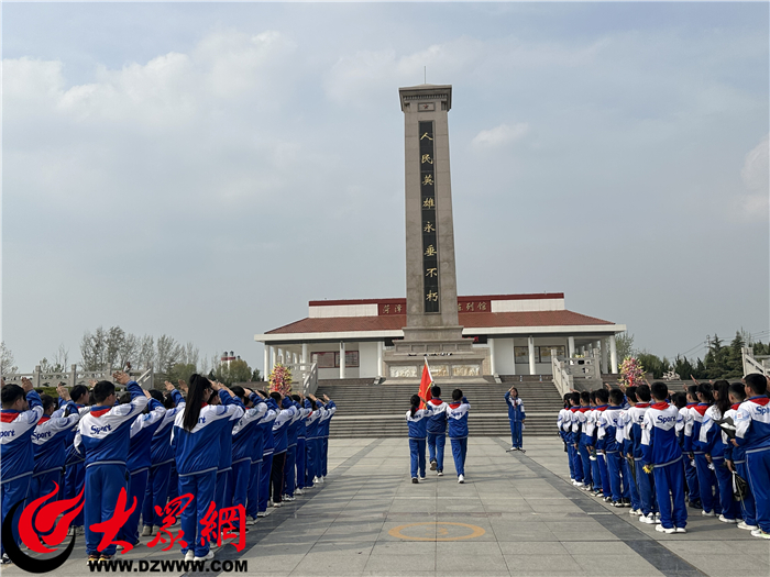 菏泽市烈士陵园介绍图片