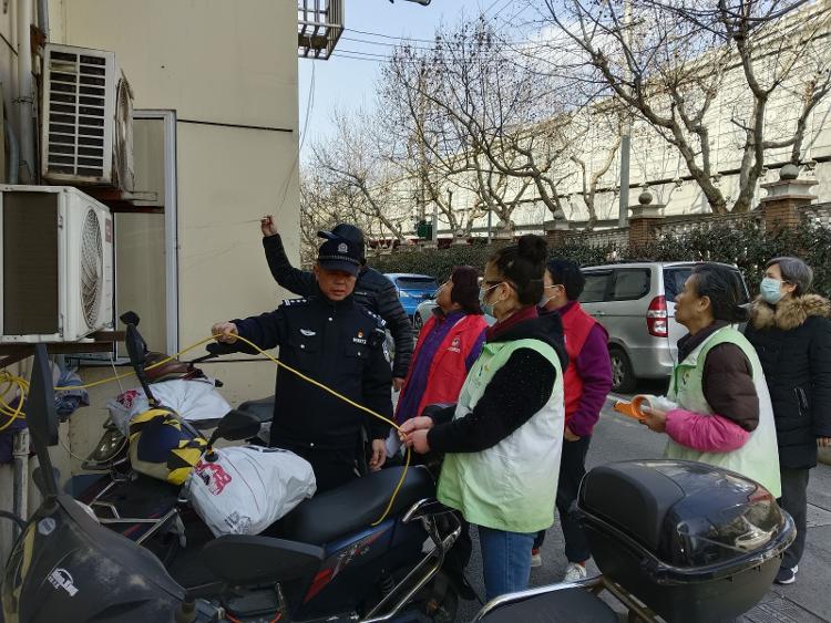 上海公安清查整治电动车“飞线”充电等火灾隐患
