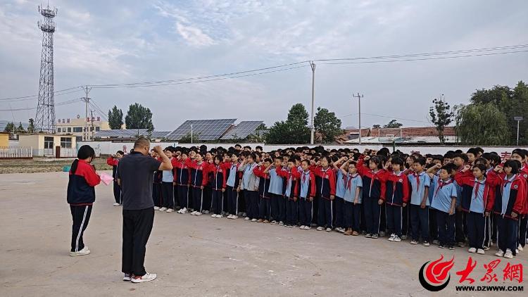 沂南县高湖中学开展防溺水安全教育系列活动