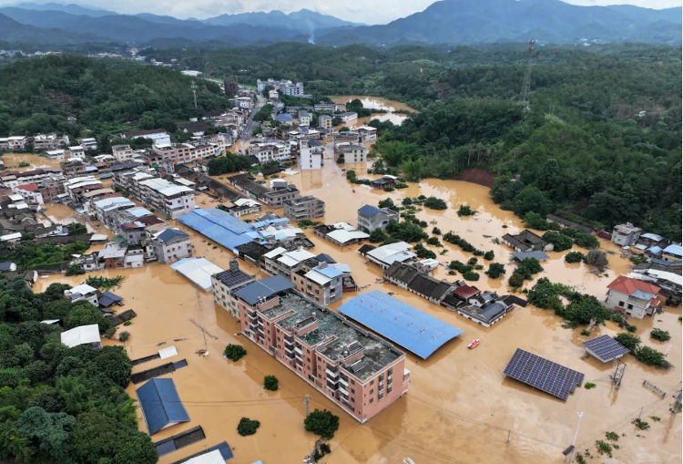 广东梅州多地暴雨致5人遇难15人失联，水已退、群众自发参与救援