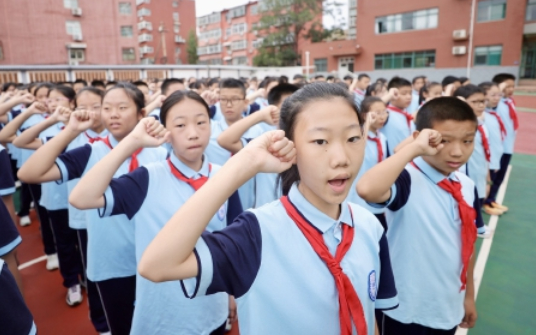 秋季大片《开学》昨日“上映”