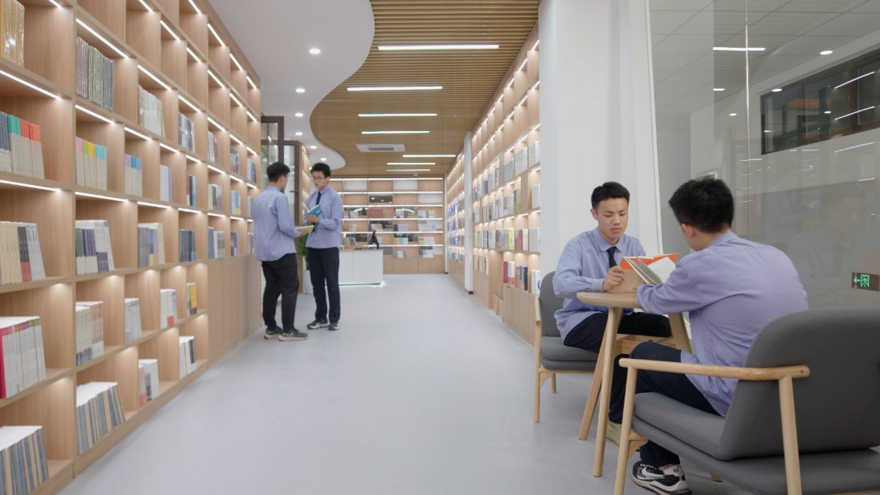 济南西城实验中学“书香校园”建设经验案例