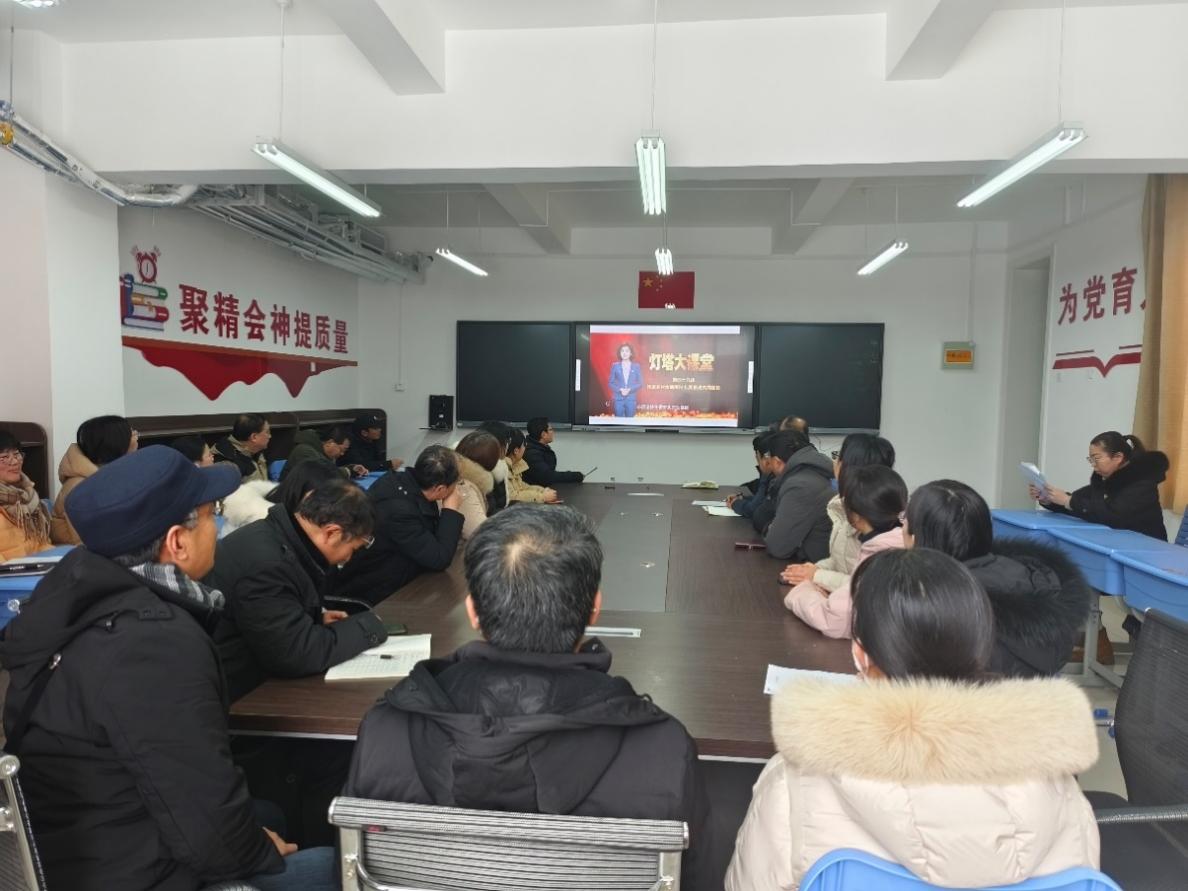 莱芜凤城高级中学图片图片